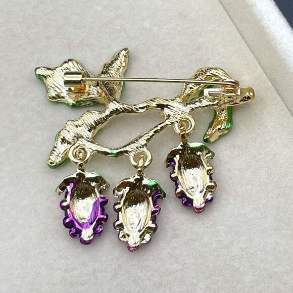 Yellow Gold with Purple and Green Enamel Dangling Grape Cluster Pin Back Brooch - Picture 6 of 7